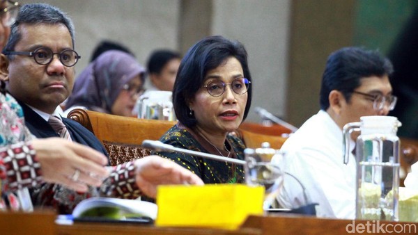 Sri Mulyani : Innova Sampai Fortuner Turun Mulai April