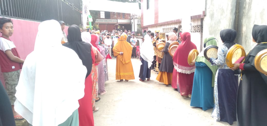 Kunjungi Kecamatan Keliling Danau , Cawagub Syafril Nursal Disambut Tabuhan Rabana dan Lantunan Sholawat