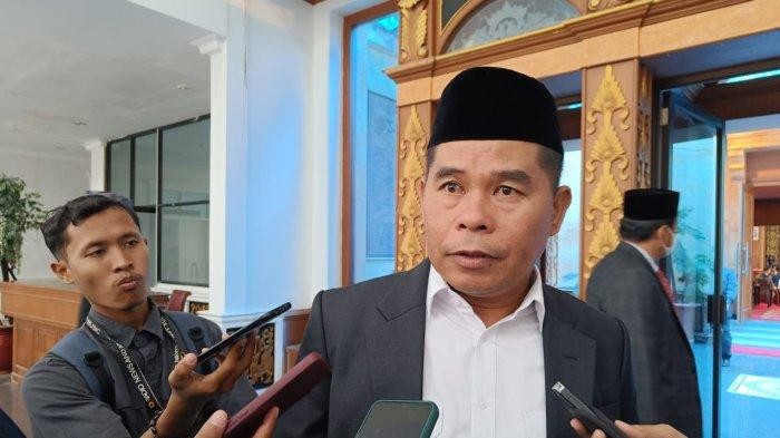 Komisi lV Minta Sebelum Lebaran Gaji Guru Honorer di Bayar