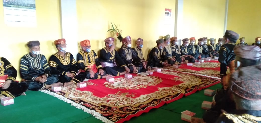 Cawagub Syafril Nursal Dapat Gelar Adat Depati Kuning Ijayo Simangku Bumi Dari Tokoh Adat Desa Koto Tuo