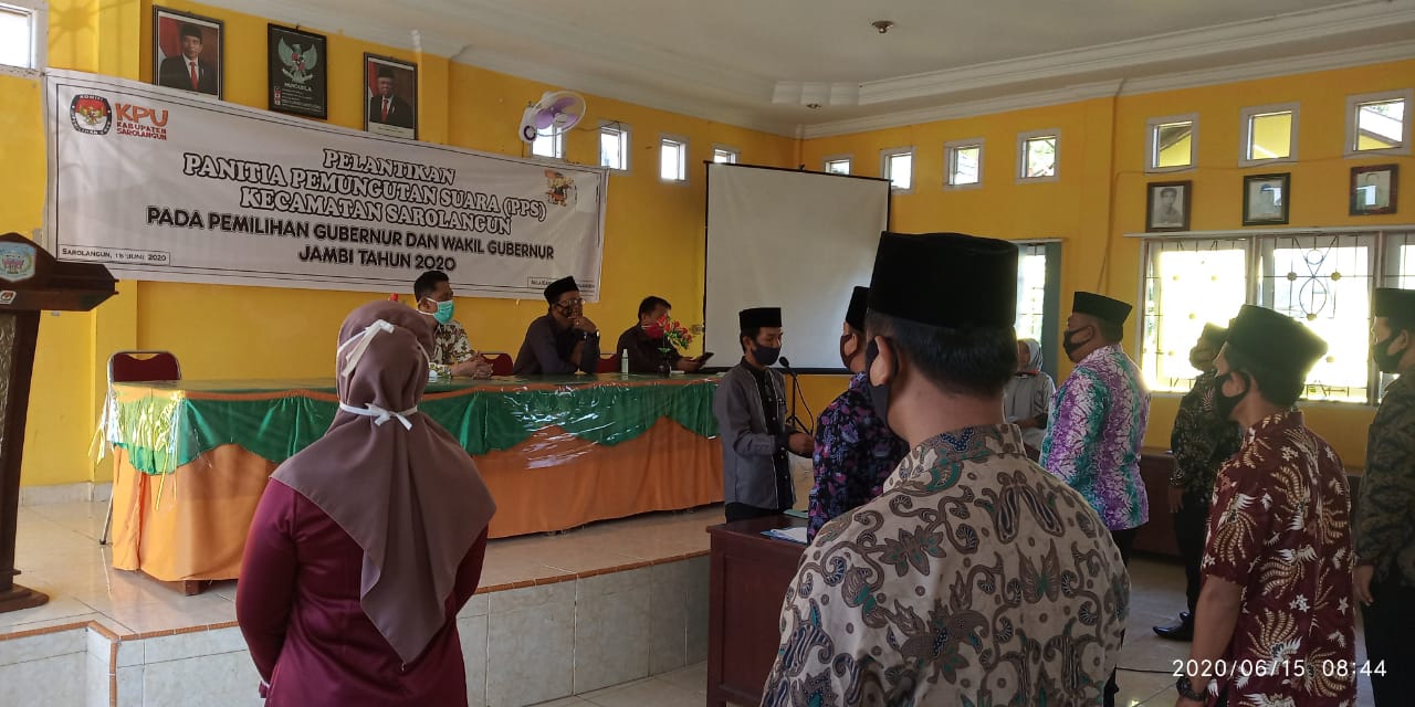 KPU Lantik Anggota PPS se-Kabupaten Sarolangun Sesuai Protokol Kesehatan Covid-19