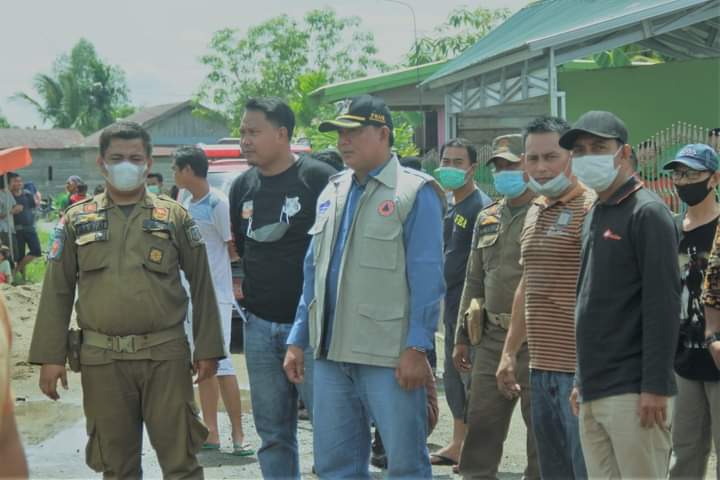 Wabup Hairan Tinjau Langsung Lokasi Kebakaran