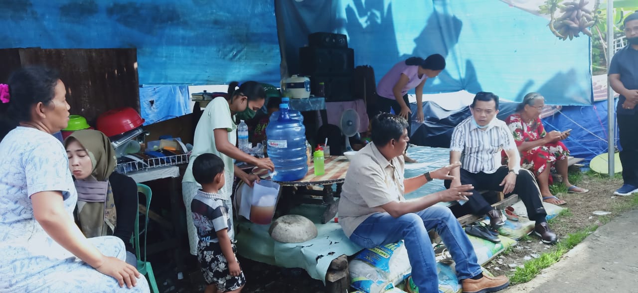 Turut Prihatin, Haris Kunjungi Pengungsi Sengketa Lahan