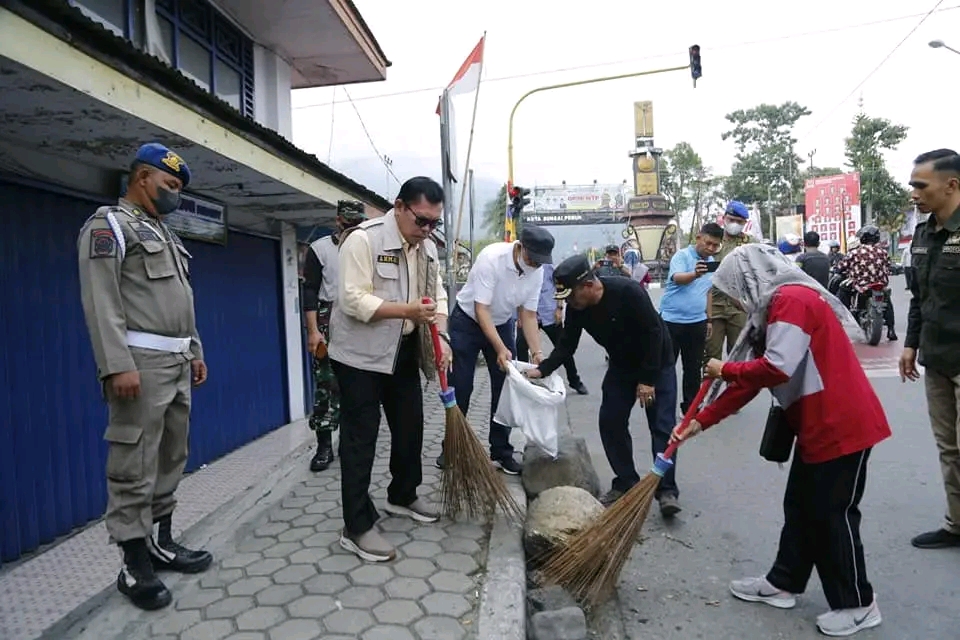 Wako Ahmadi Gelar Goro Akbar Bersama Masyarakat. 